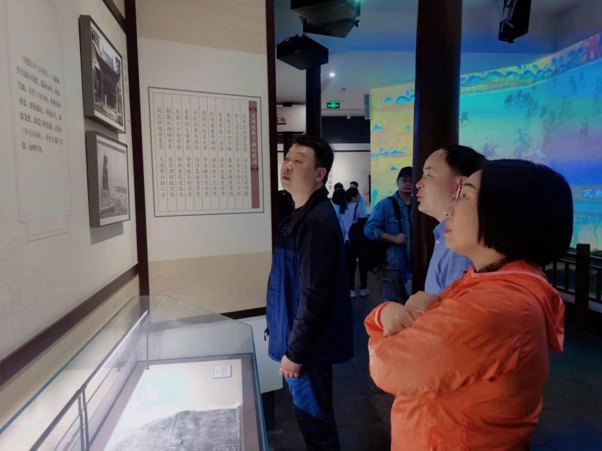 图片5.jpg 图片5.jpg